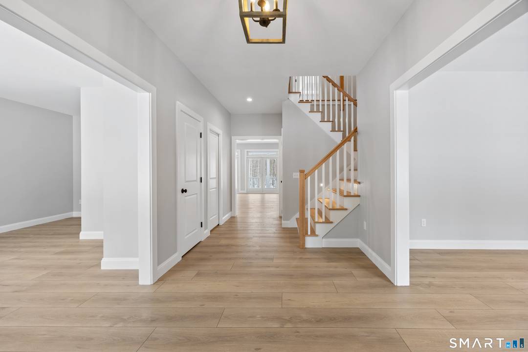 Welcome to North Pond, a Colchester neighborhood centered around a scenic 16 acre pond.