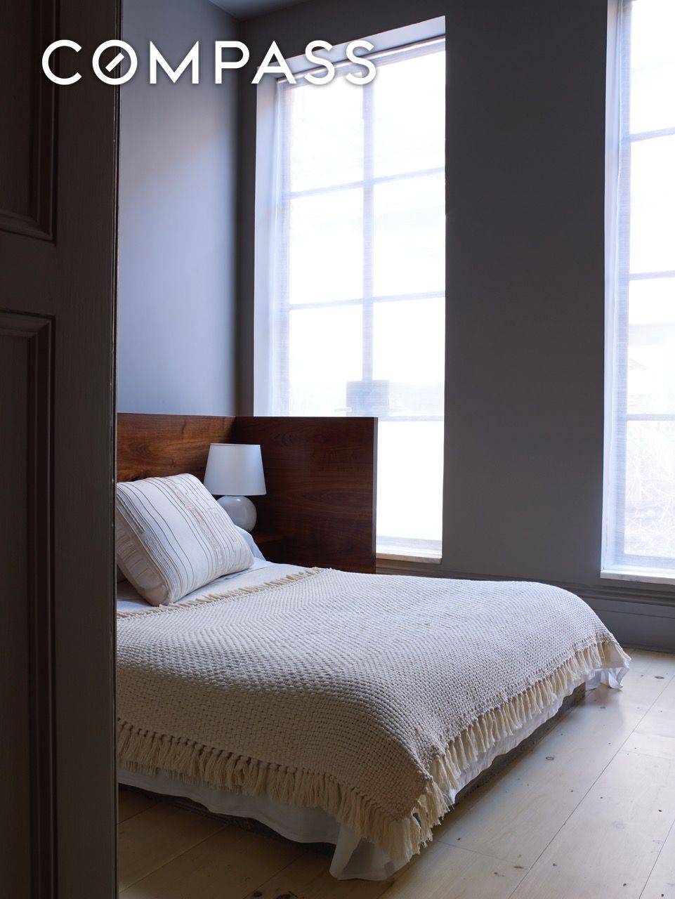 Located on a tree lined block in Chelsea, 125 West 15th Street is a four story, 20 foot wide townhouse that masterfully balances 19th century details with a sophisticated, pared ...