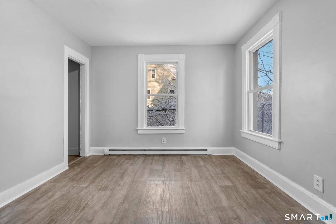 Cash flowing, well maintained 3 family property in the W.