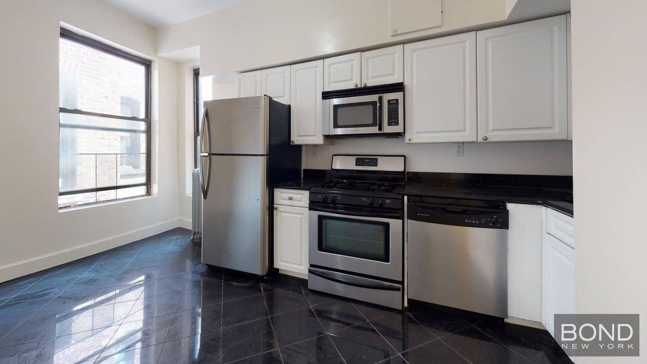 Upper West Side 2 BedroomBrand new large 2 bedrooms.