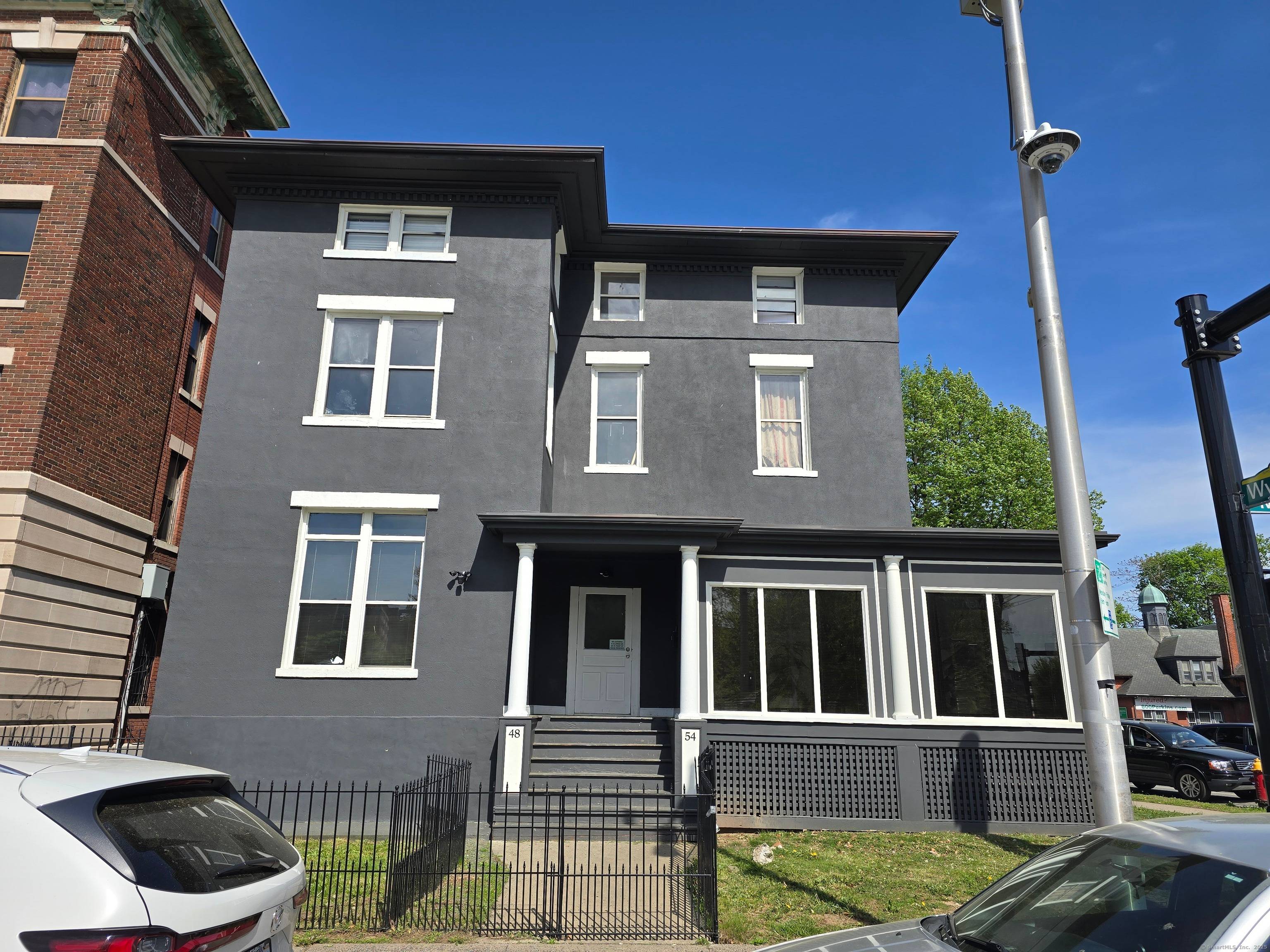 Prime Downtown Hartford Commercial Property !