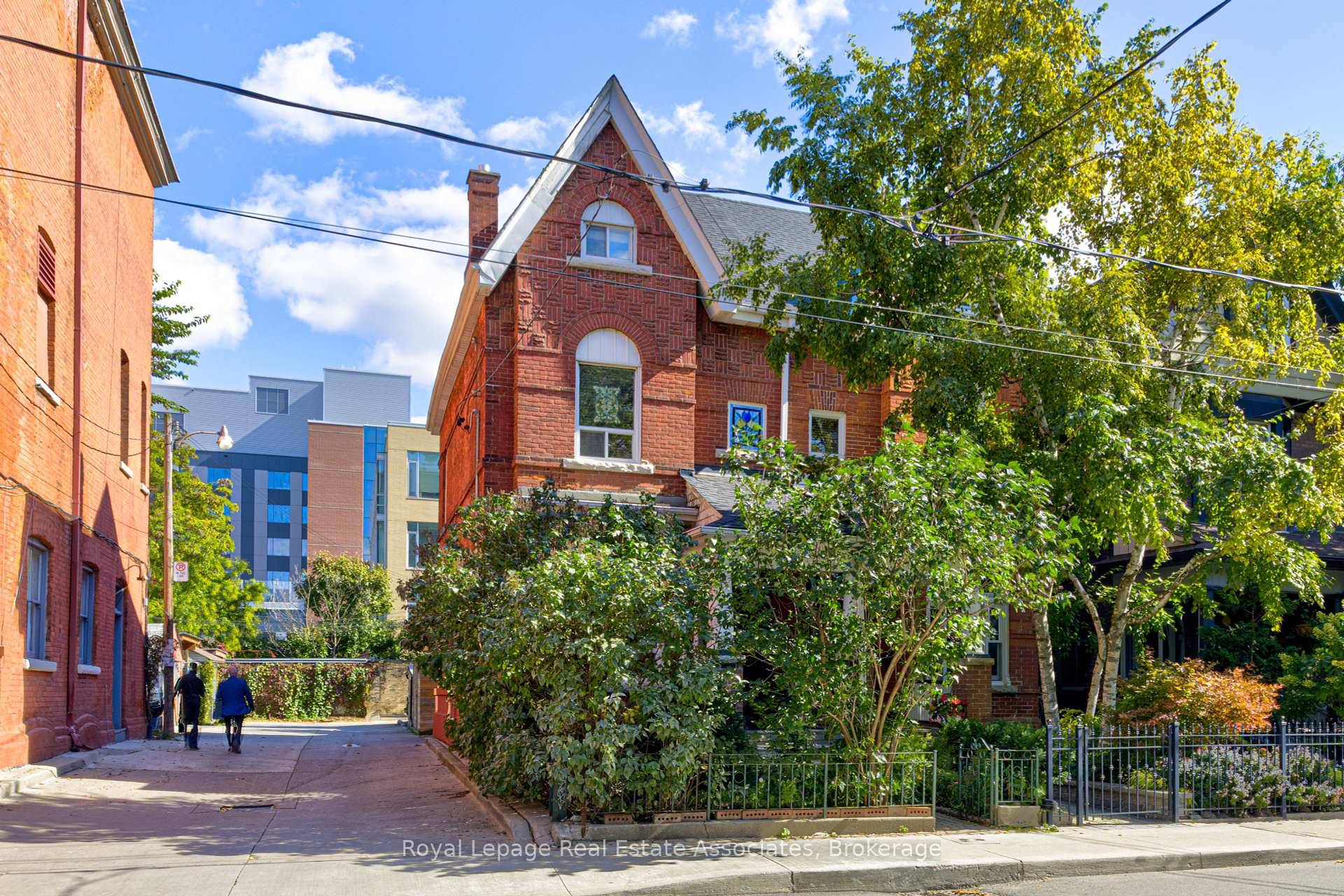 Location ! Location ! Sitting in the Heart of Little Portugal amidst the Trendy Queen West Neighbourhood, with Boutique Shops, Cafe's and all Amenities within Walking Distance.