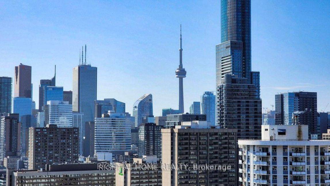 Only Two years old condo is located in the heart of downtown, steps to Wellesley subway station, and a 10 minute walk to UOT and TMU.
