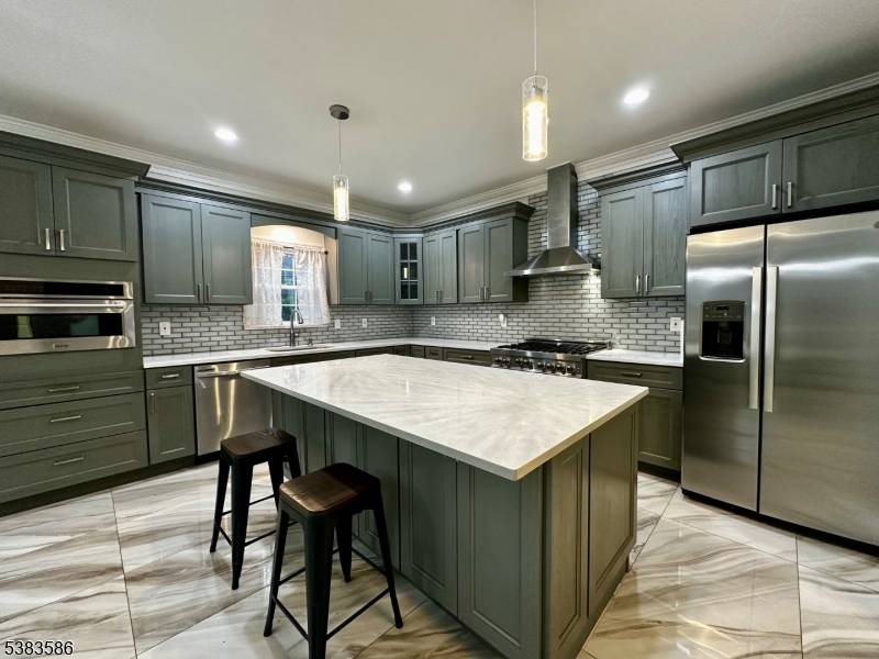 YOUR SEARCH FOR THE PERFECT HOME ENDS HERE !