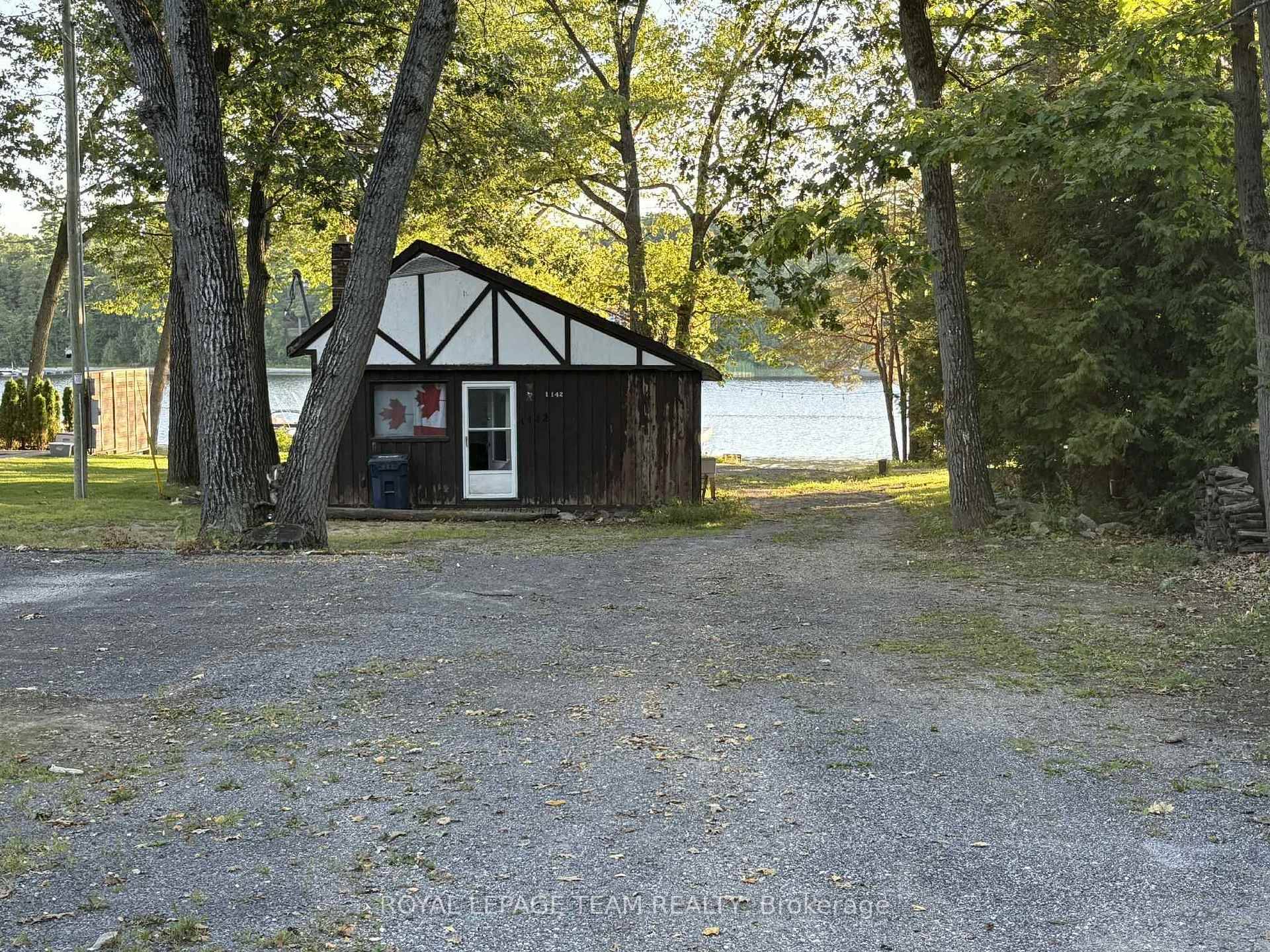 Incredible waterfront property with a gorgeous sandy beach and older cottage in the lovely Buckhams Bay area of Constance Bay.