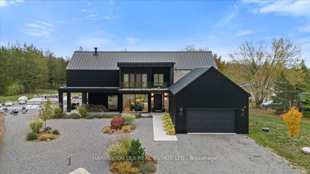 Custom designed modern masterpiece compound built on majestic 2.