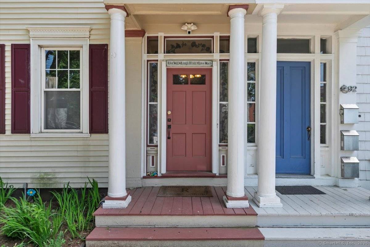 2 story 2nd floor unit in Wooster Square, offering 4 bedrooms and 3 full bathrooms.
