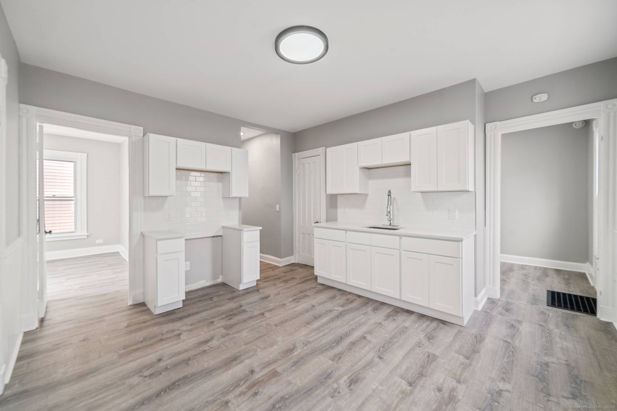 58 Derby Avenue 3367 Sq Ft 2 Family Situated on 0.