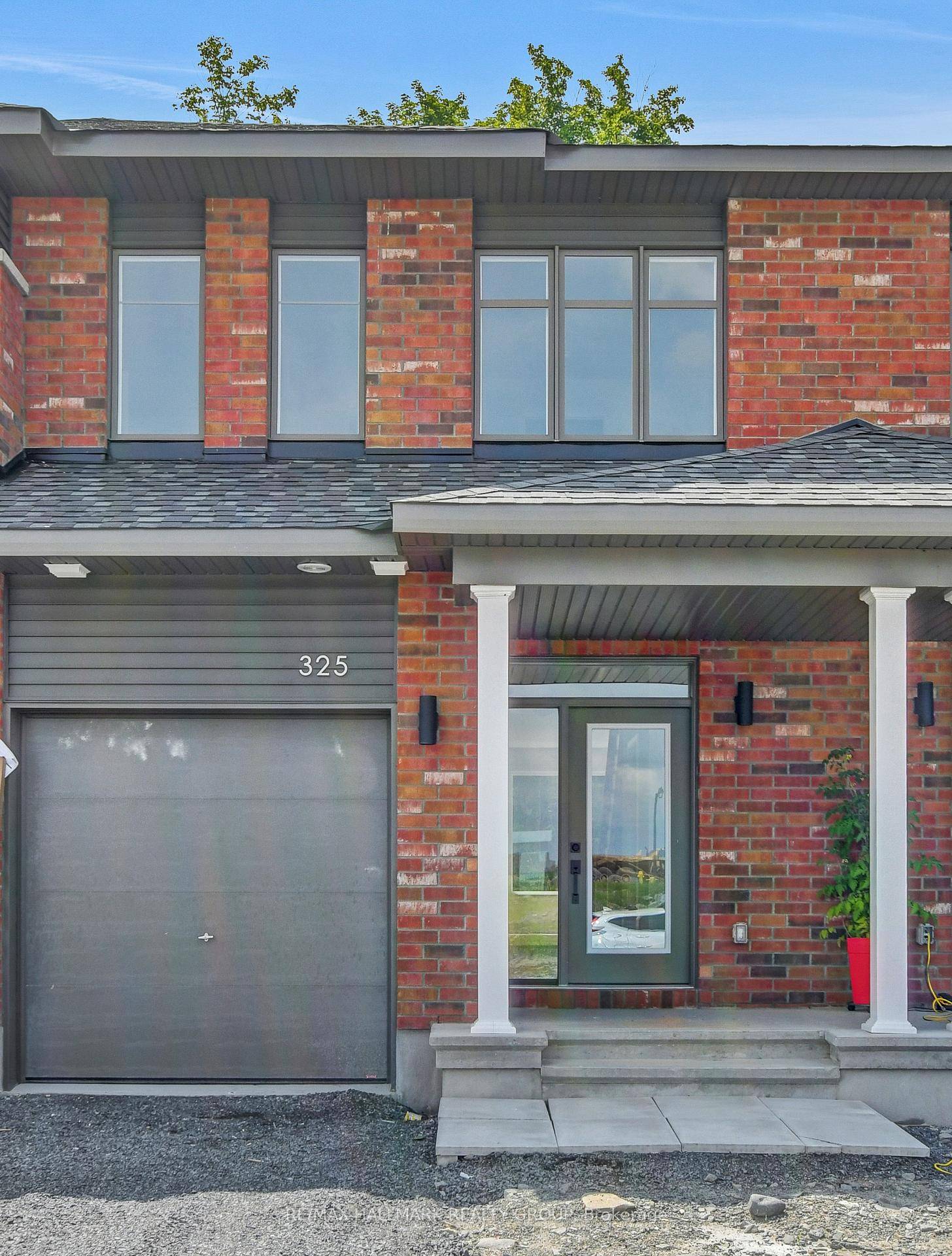 Brand New Townhome Move In Ready Now !
