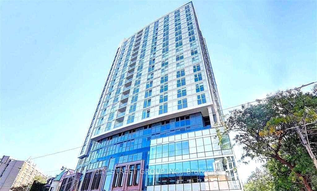 Step Into Modern Downtown Living With This Stylish, Modern Built 1 1 Bedroom Condo At Menkes Garden District IN.
