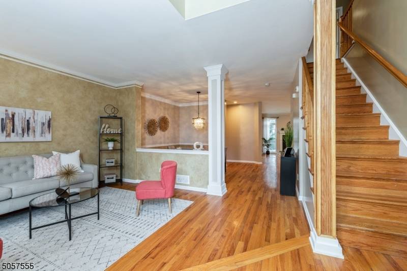 STEP INTO 27 ROLLING VIEWS DRIVE !