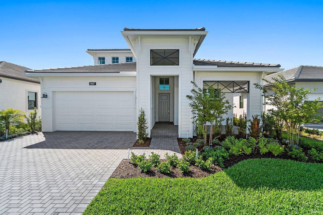 New Construction This brand new Madison floorplan is located on a private homesite with a view overlooking a natural preserve within a gated community.