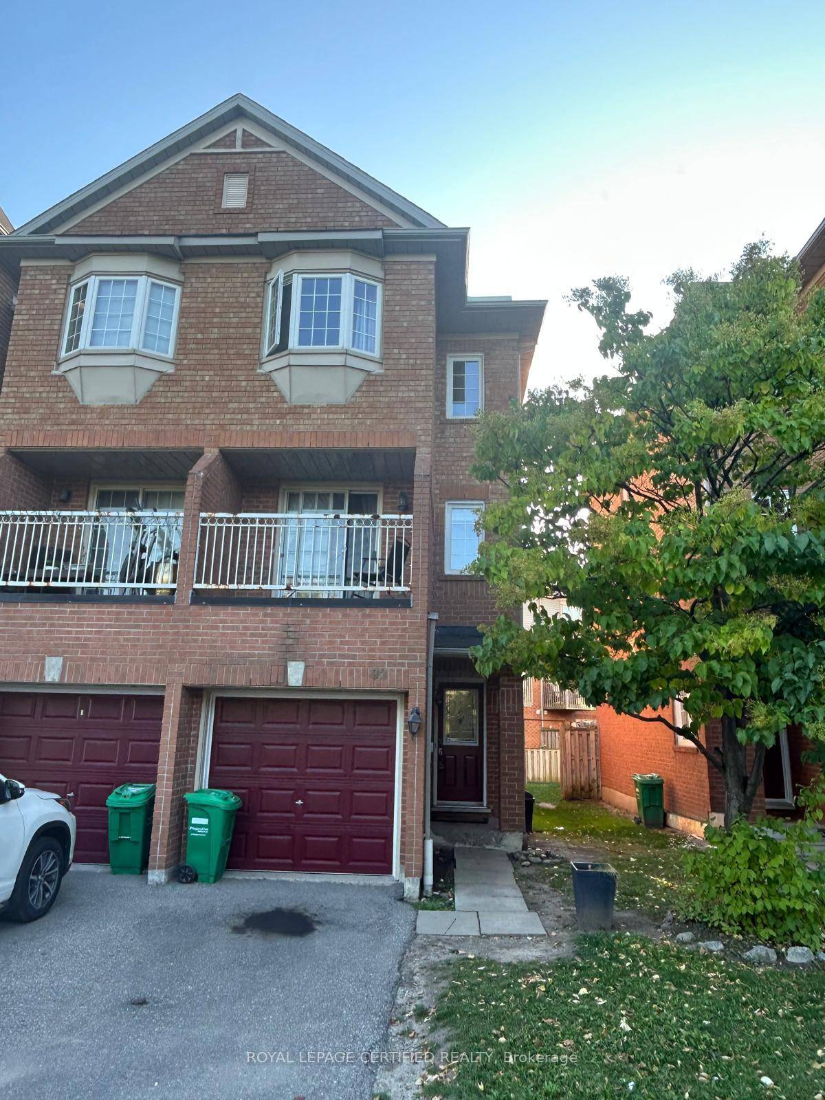 End Unit Townhouse In A Most Sought After Area !