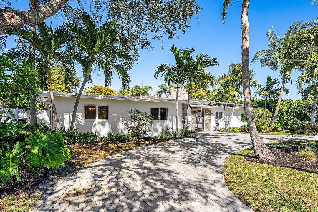 Fully renovated gem in the heart of Lighthouse Point.