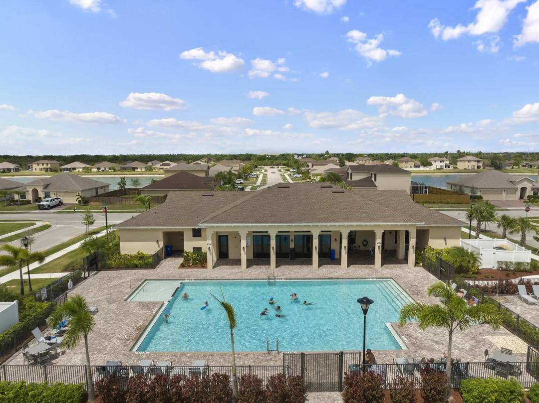 Searching for an annual rental on Floridas East Coast ?