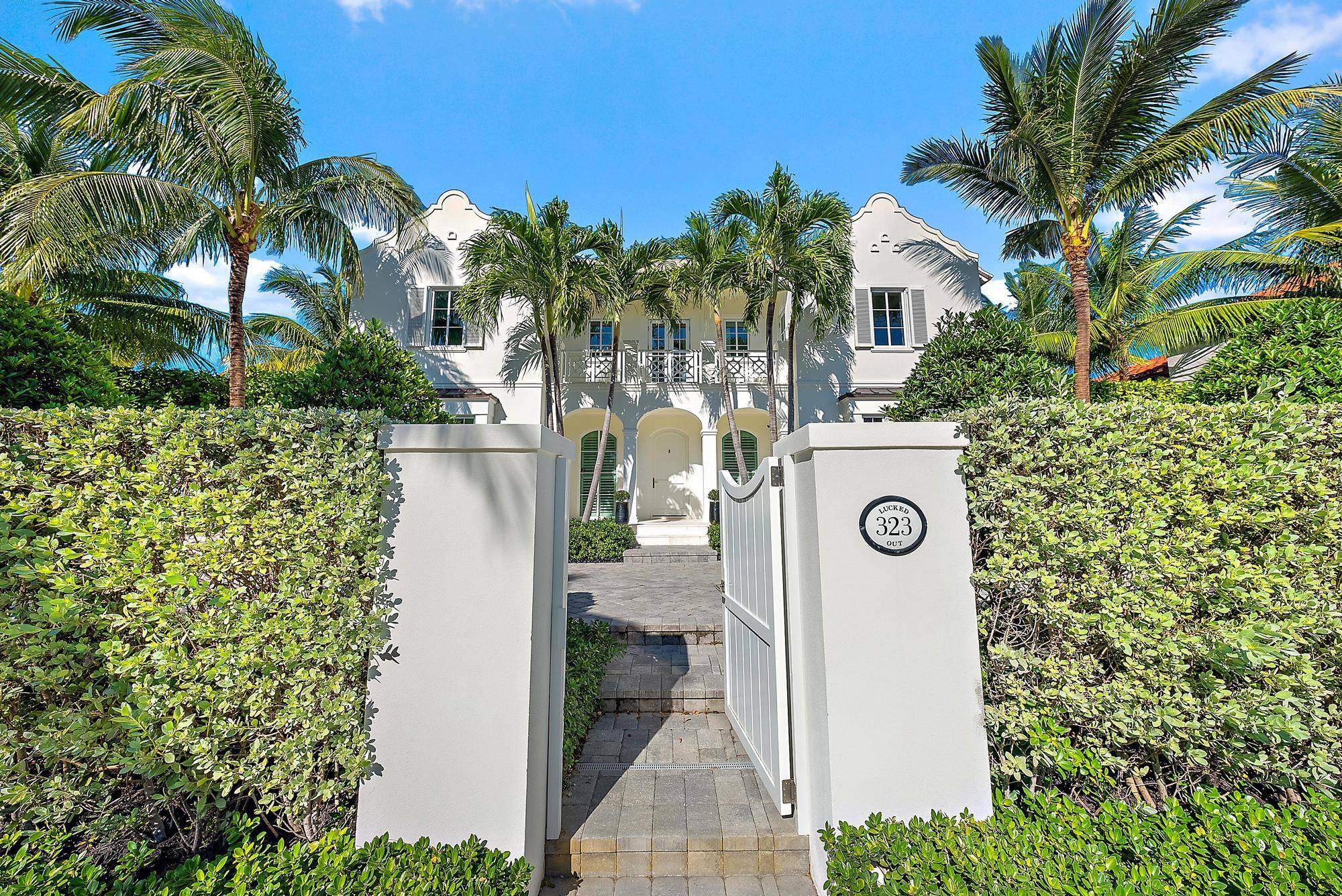 You ''Lucked Out'' and found the perfect Palm Beach compound.