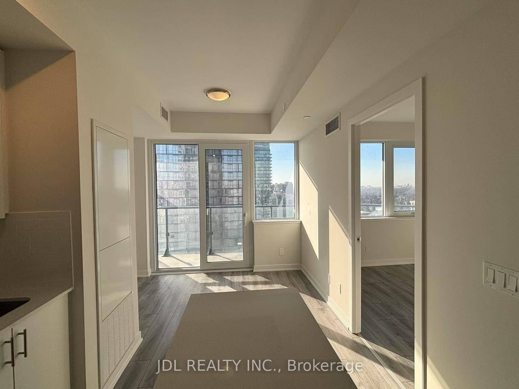 Welcome to Ellie Condo, a stunning one bedroom unit in the heart of North York !