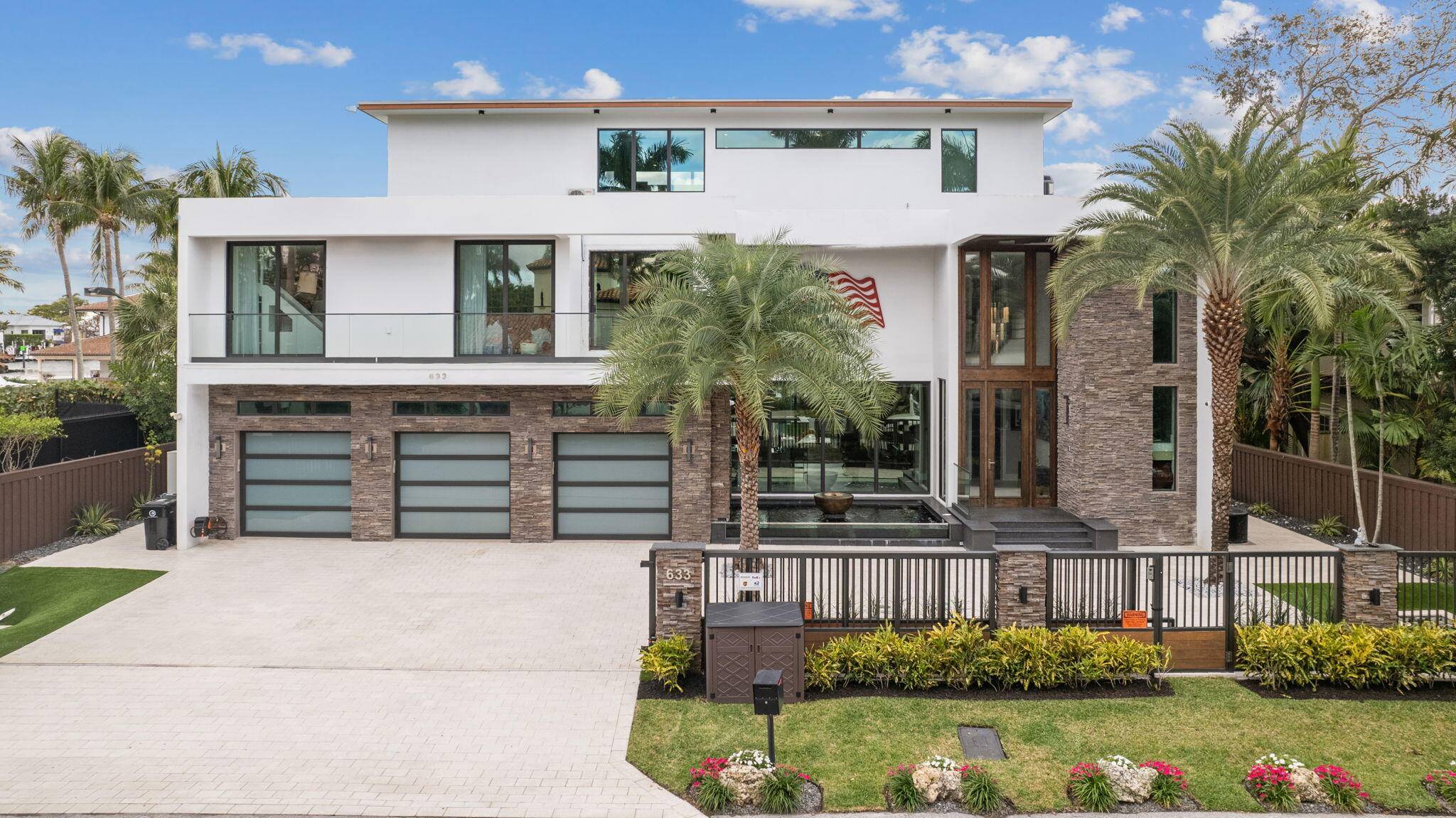 AMAZING DEAL on this luxurious, deepwater Las Olas Isles estate.