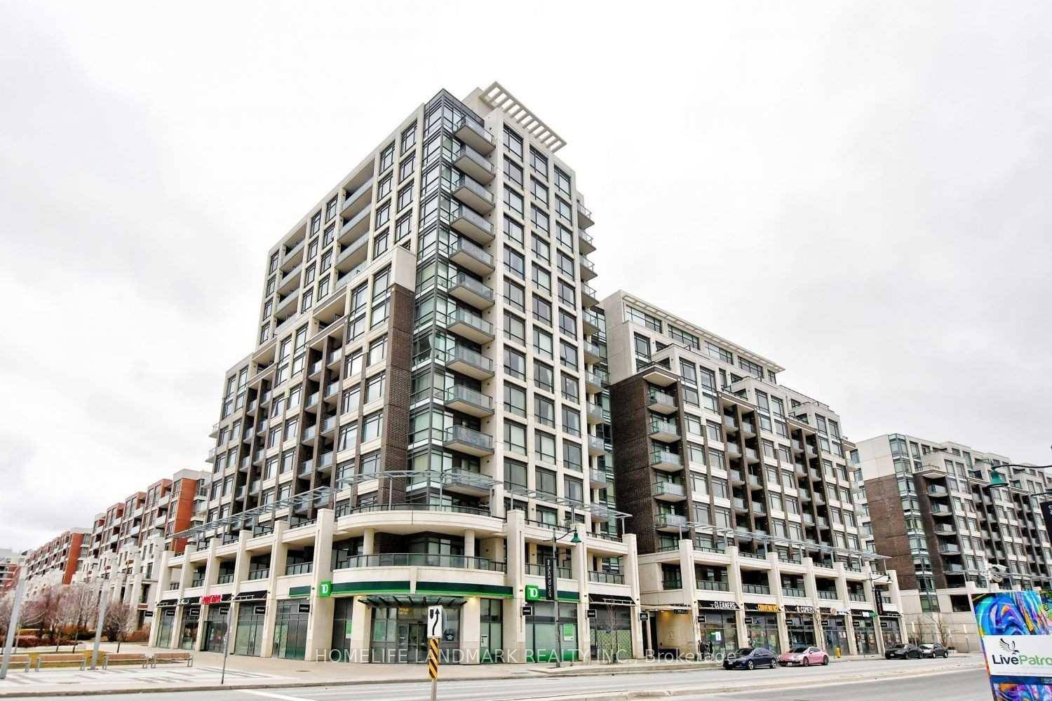 Gorgeous 2Bed 2Bath Corner Unit at Nexus Condos By the Remingtons.