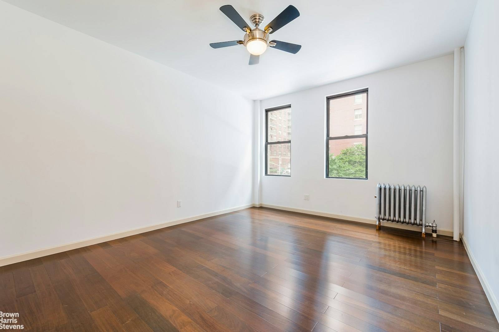 Brand new fully renovated two bedroom 1 bathroom in the heart of Murray Hill, located steps from the 6 train.