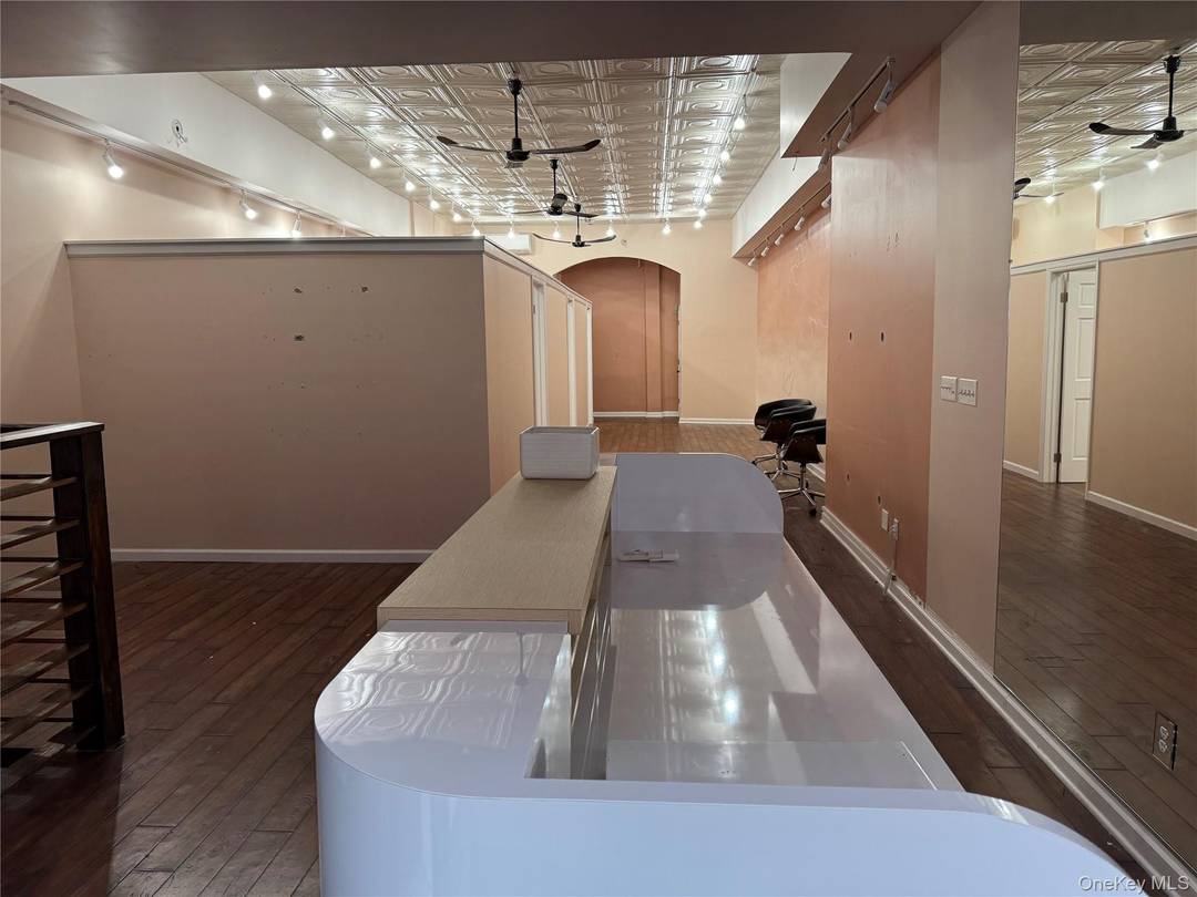 To be rented AS IS. Spacious 1000 SF retail store with additional finished storage room in basement.