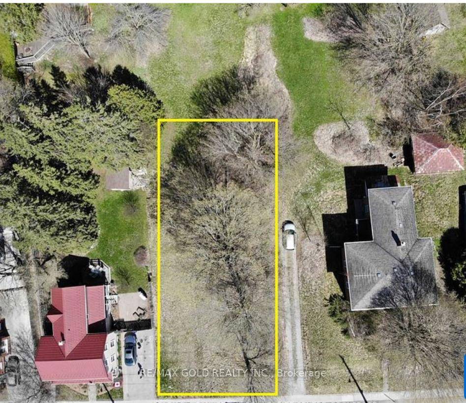 Fantastic Opportunity To Purchase This Vacant Land With MU1 Zoning.
