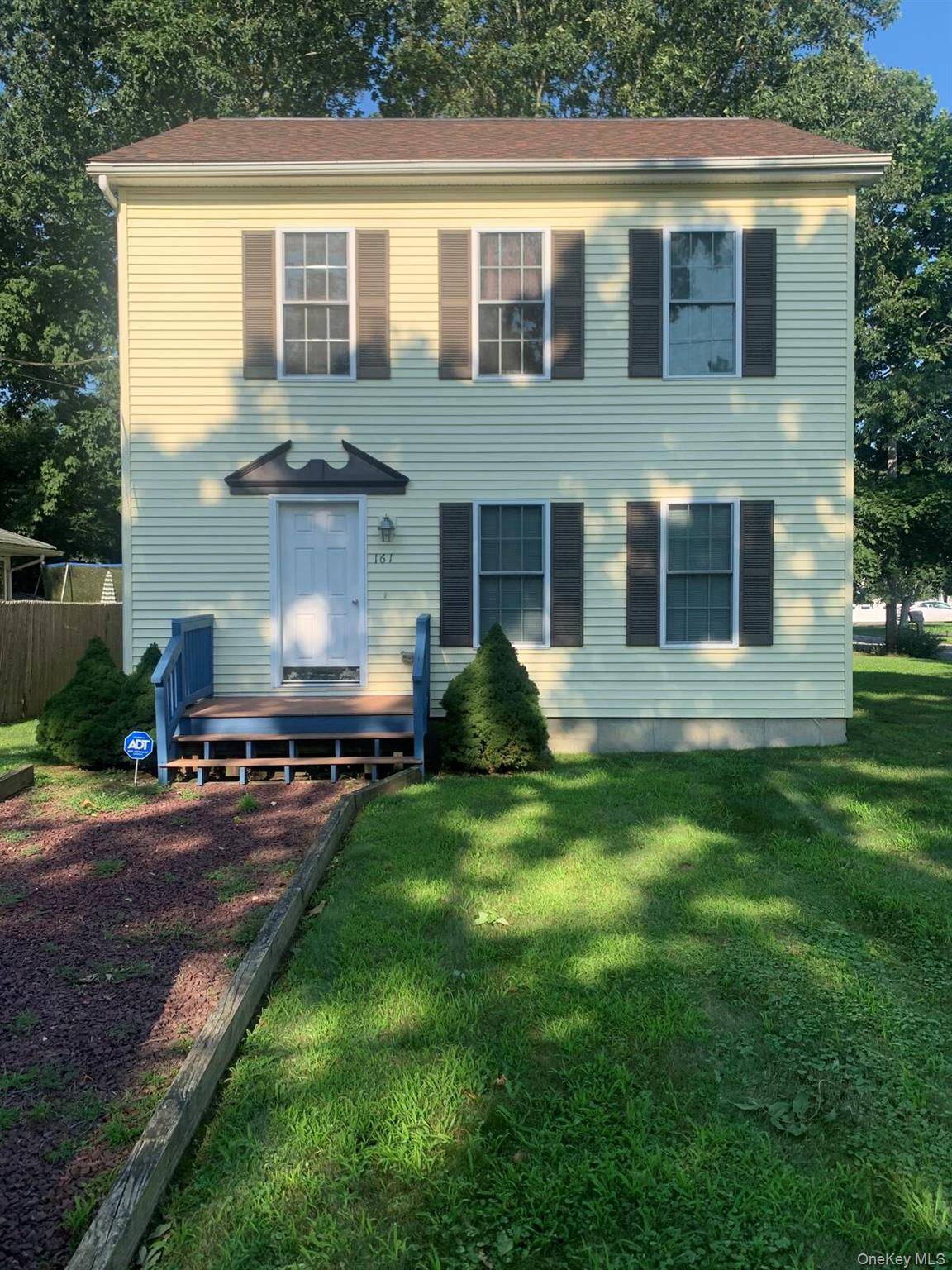 Excellent condition colonial built in 2013.