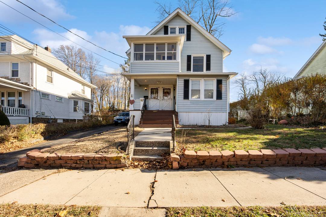 CALLING ALL INVESTORS ! 2 Family with WALLINGFORD ELECTRIC Cheapest in the state !