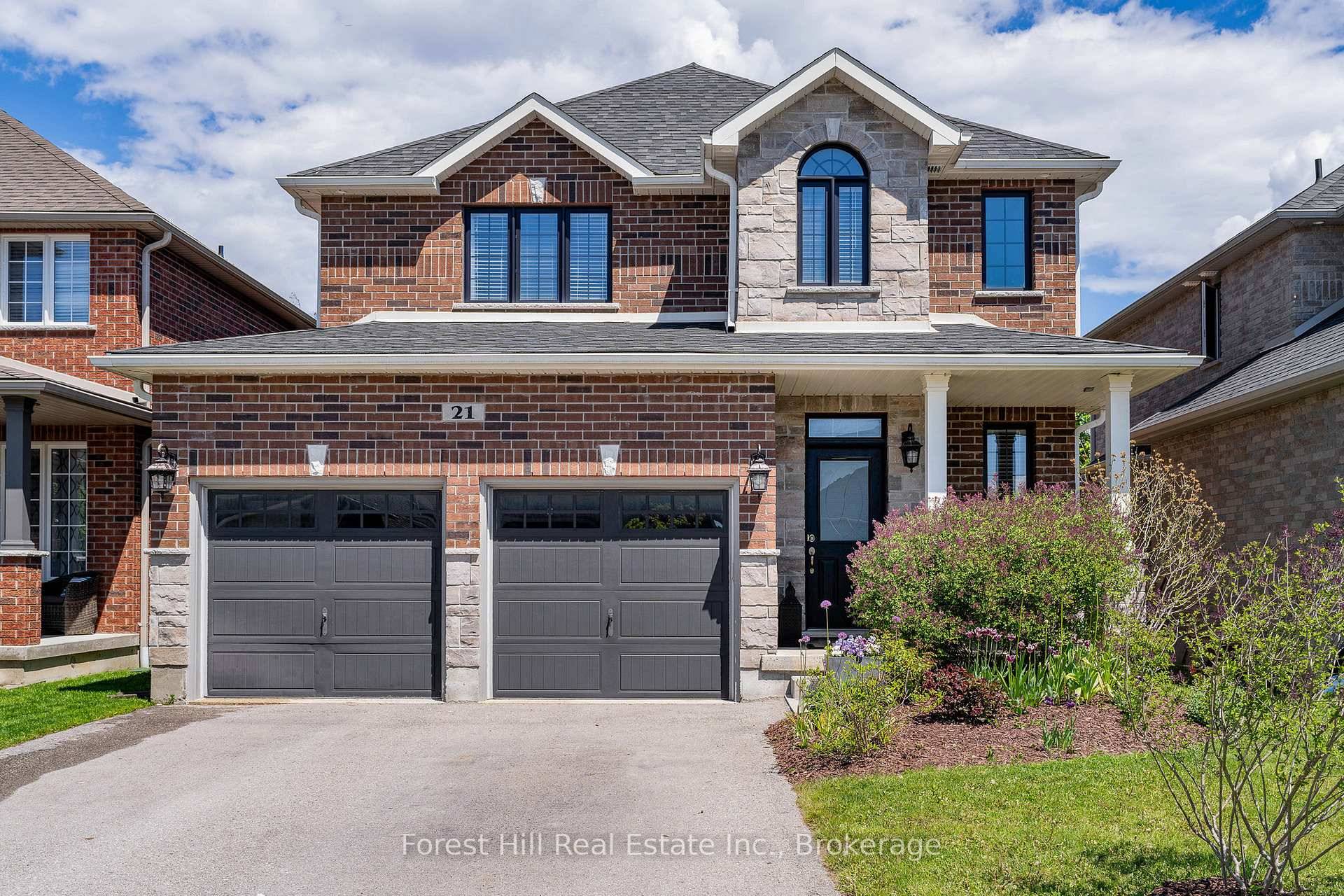 Charming Family Home with original owners in the Heart of South Barrie.