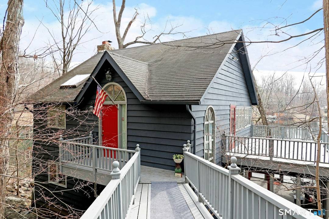 Imagine waking to sunrise over the water, sipping coffee on your private deck, and spending lazy afternoons kayaking, swimming, or lounging on your private dock.