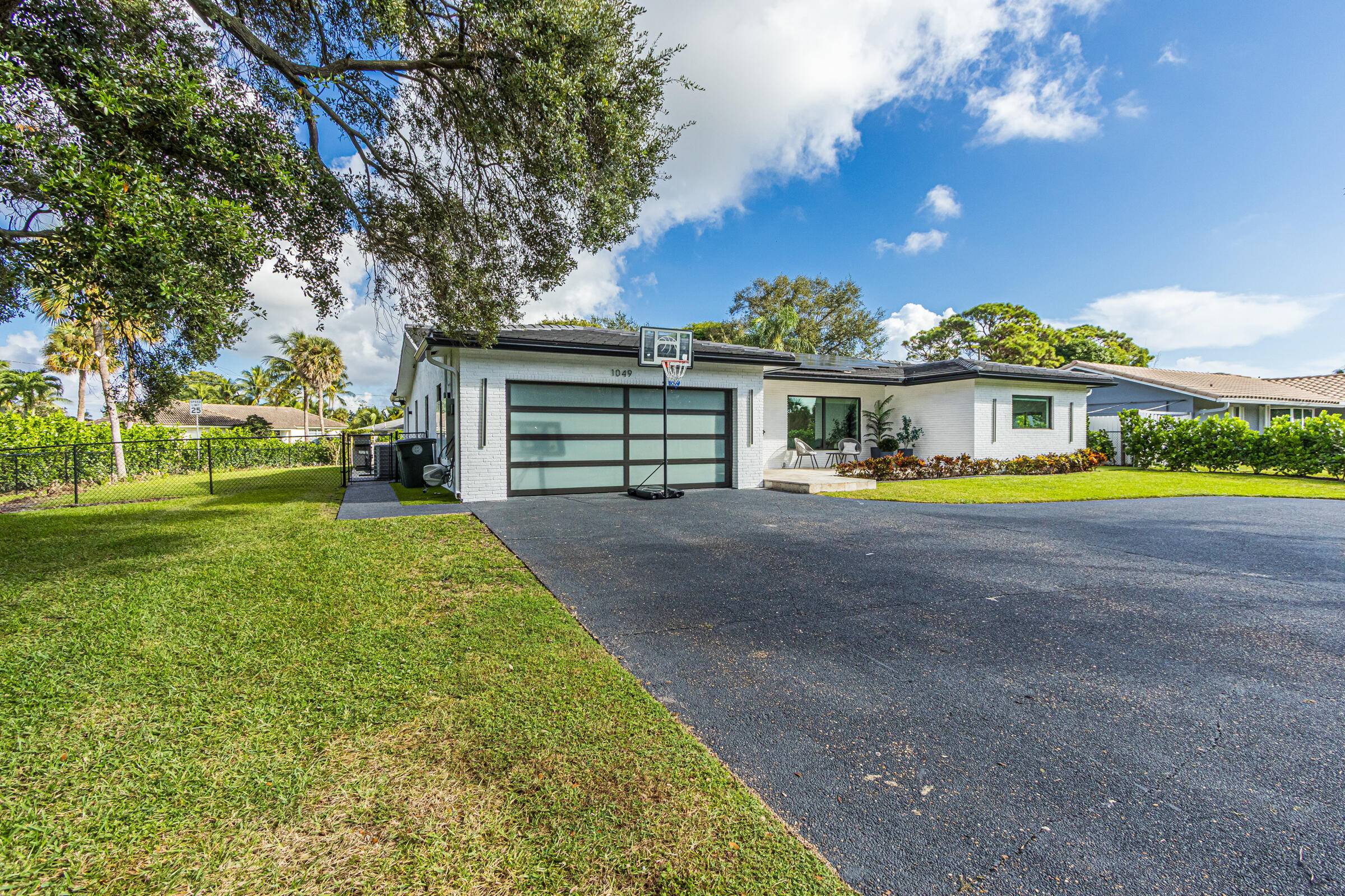 Beautifully renovated 3 bedroom, 2 bath pool home located in the highly sought after Lake Floresta Park community, within one of the city's top A rated school districts.