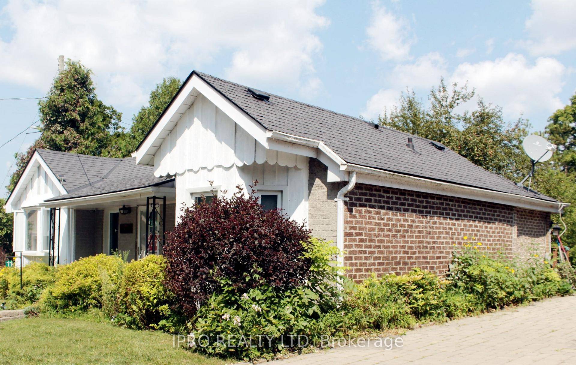 Discover the Quaint Area of Palgrave an exceptional opportunity !