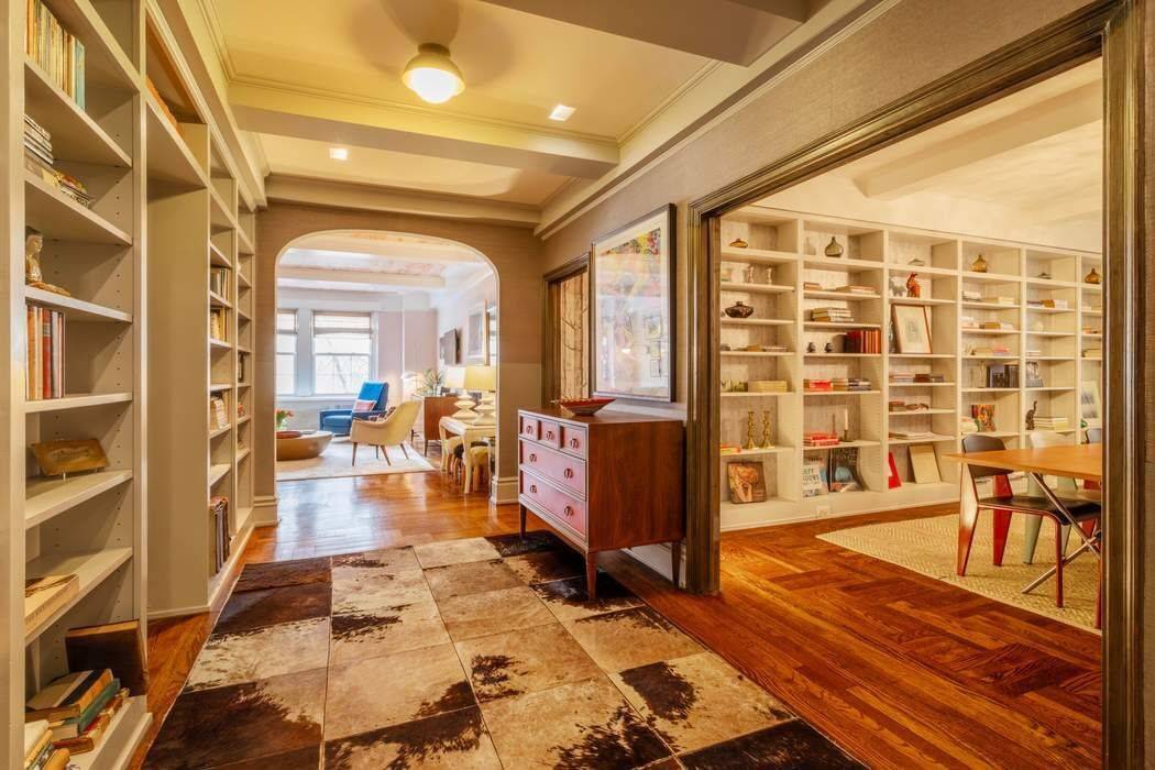 Perfectly situated on one of the most coveted blocks on the Upper West Side, just moments from Central Park, this elegant three bedroom prewar residence offers open northern views overlooking ...