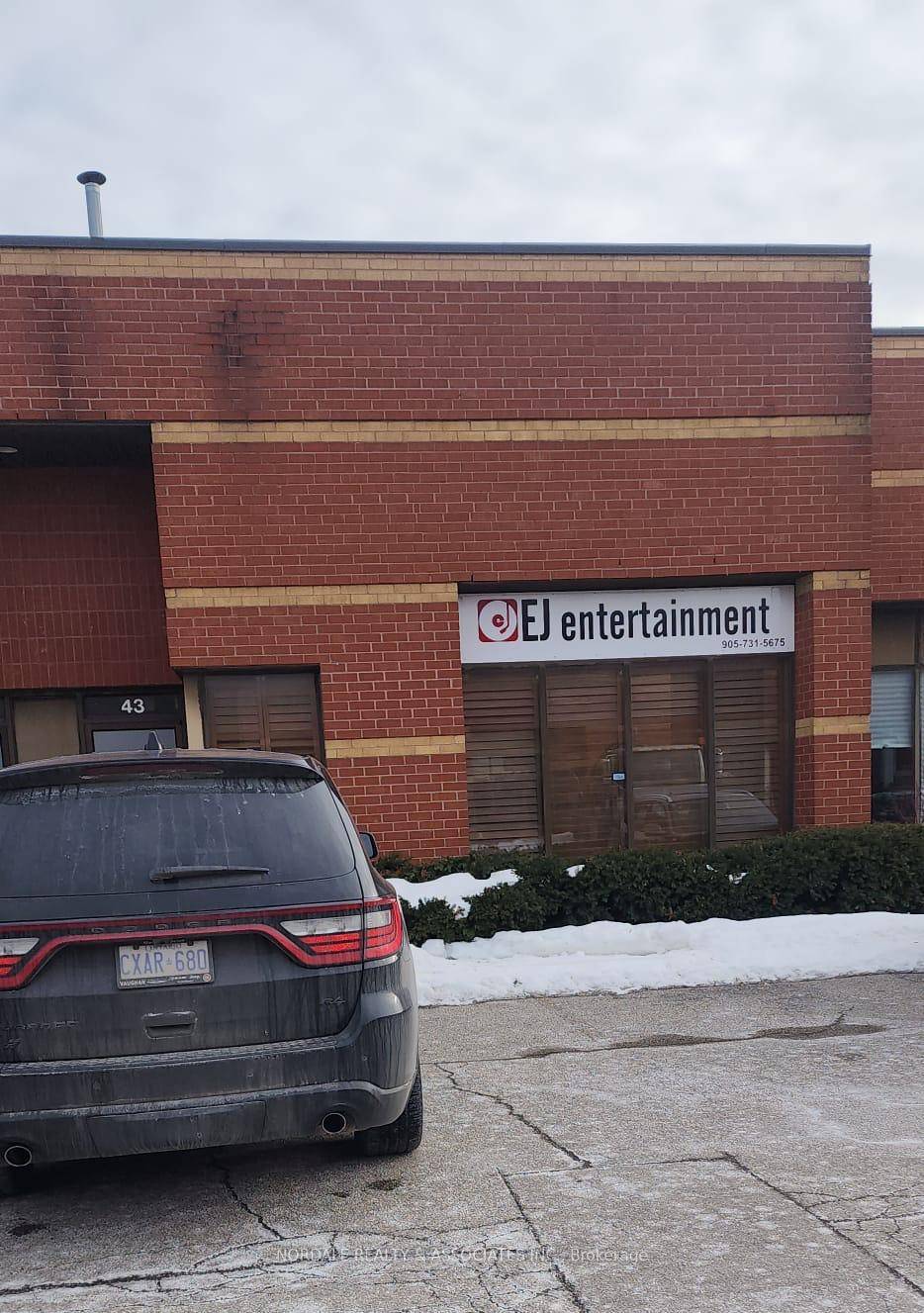 Nice Unit With 3 Private Offices on Main Floor with Additional 7674 Sq.