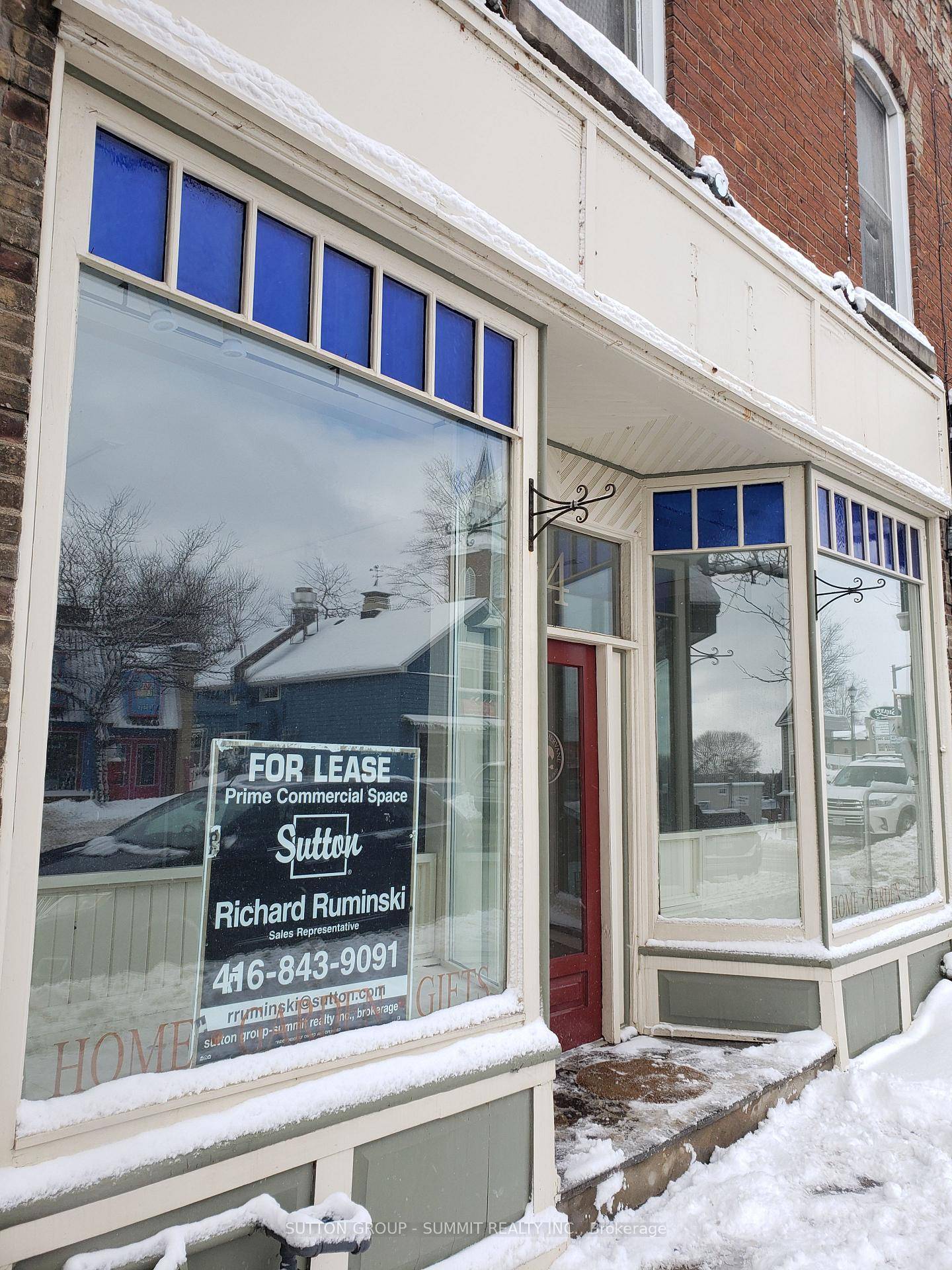 PRIME COMMERCIAL IN HEART OF ERIN VILLAGE FABULOUS EXPOSURE SUITS MANY USES MEDICALPROFESSIONAL OFEICE RETAIL RESIAURANT IN HISTORIC ERIN.