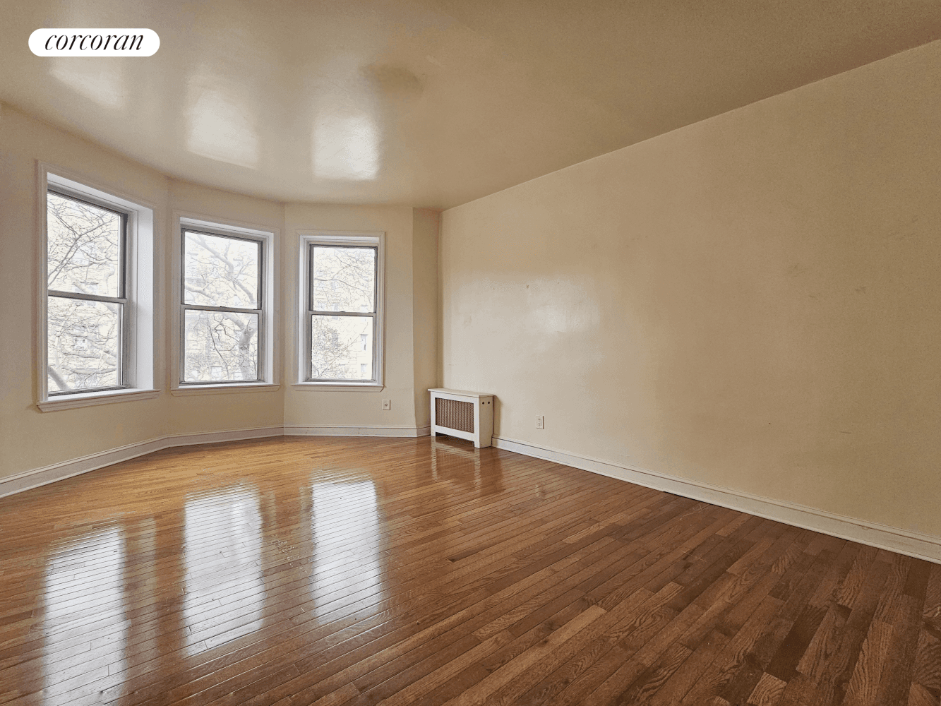 Discover this stunning and spacious 3 bedroom floor through apartment located in the heart of Prospect Lefferts Gardens, one of Brooklyn's most sought after neighborhoods !