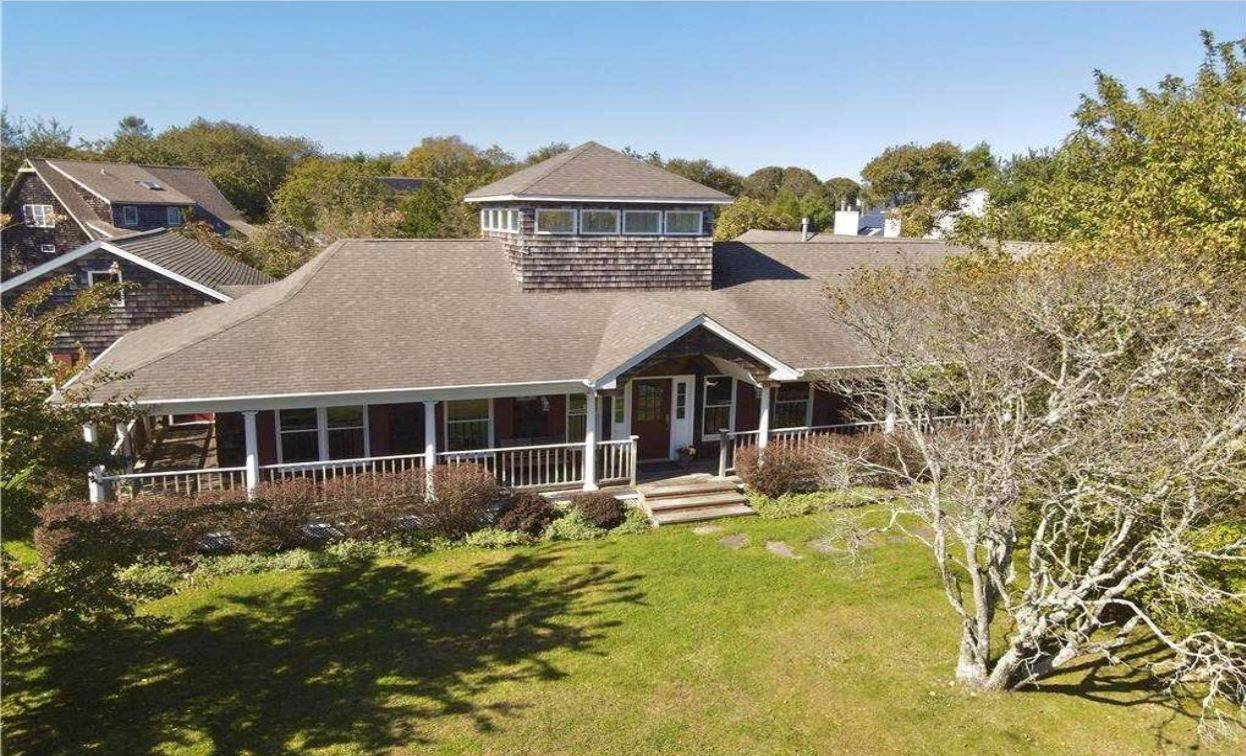 4 Bedroom Nantucket Style Ranch in Montauk