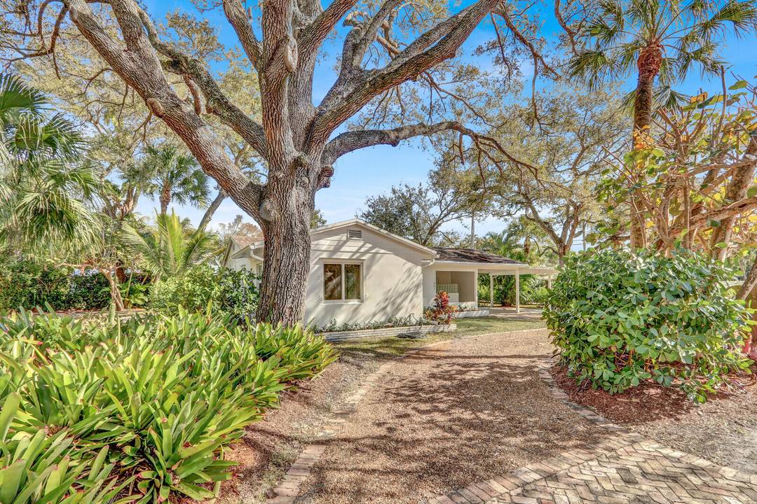 Virtual Tour https www. propertypanorama.