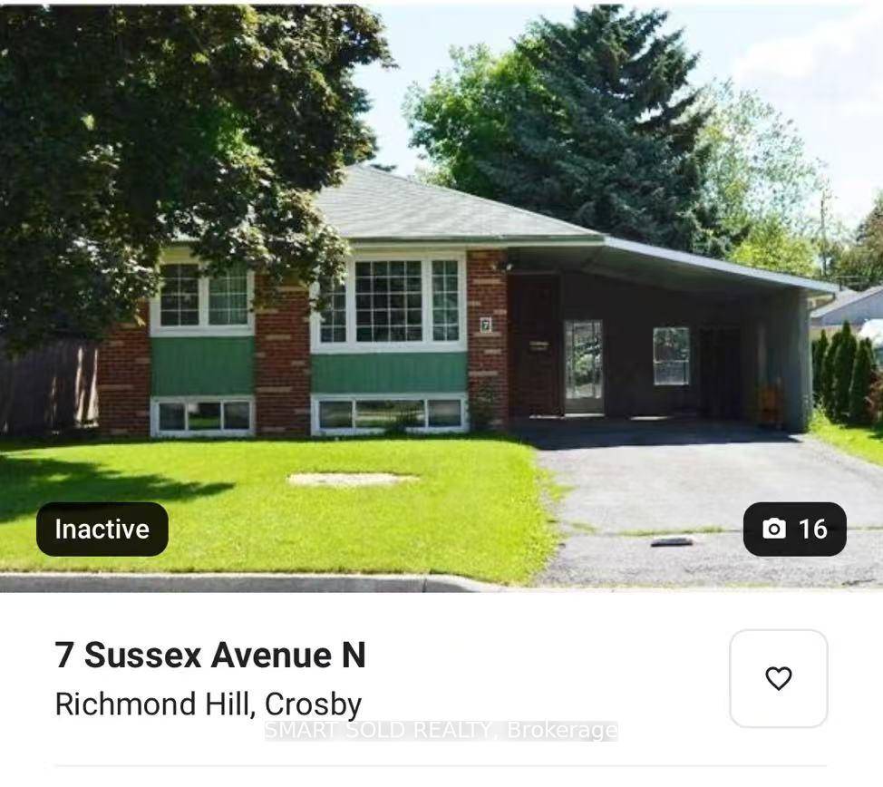 Spacious 3 bedroom, 1 bathroom main floor unit available for rent.