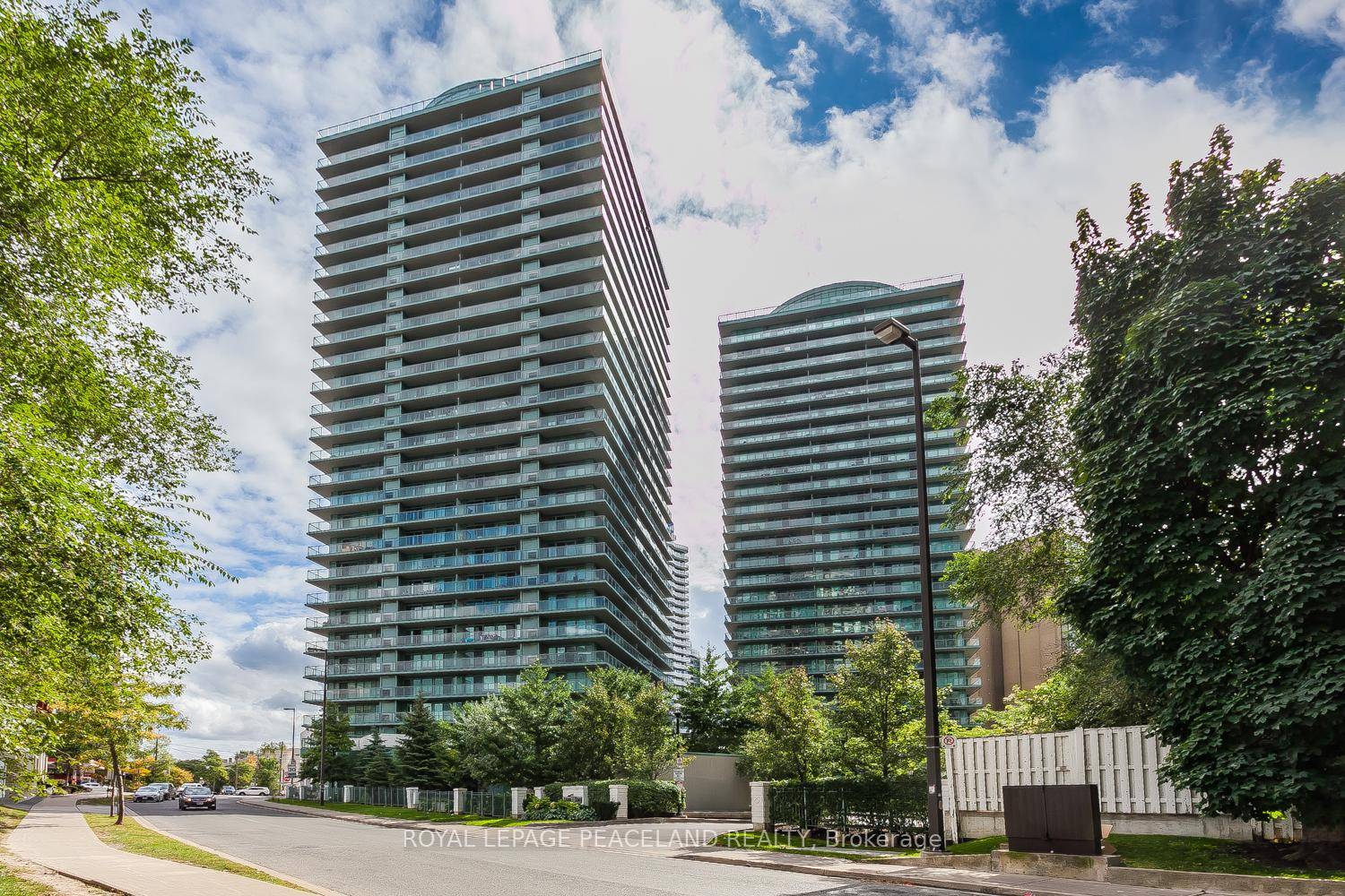 Prime Location, Luxury Condo In The Heart Of North York.