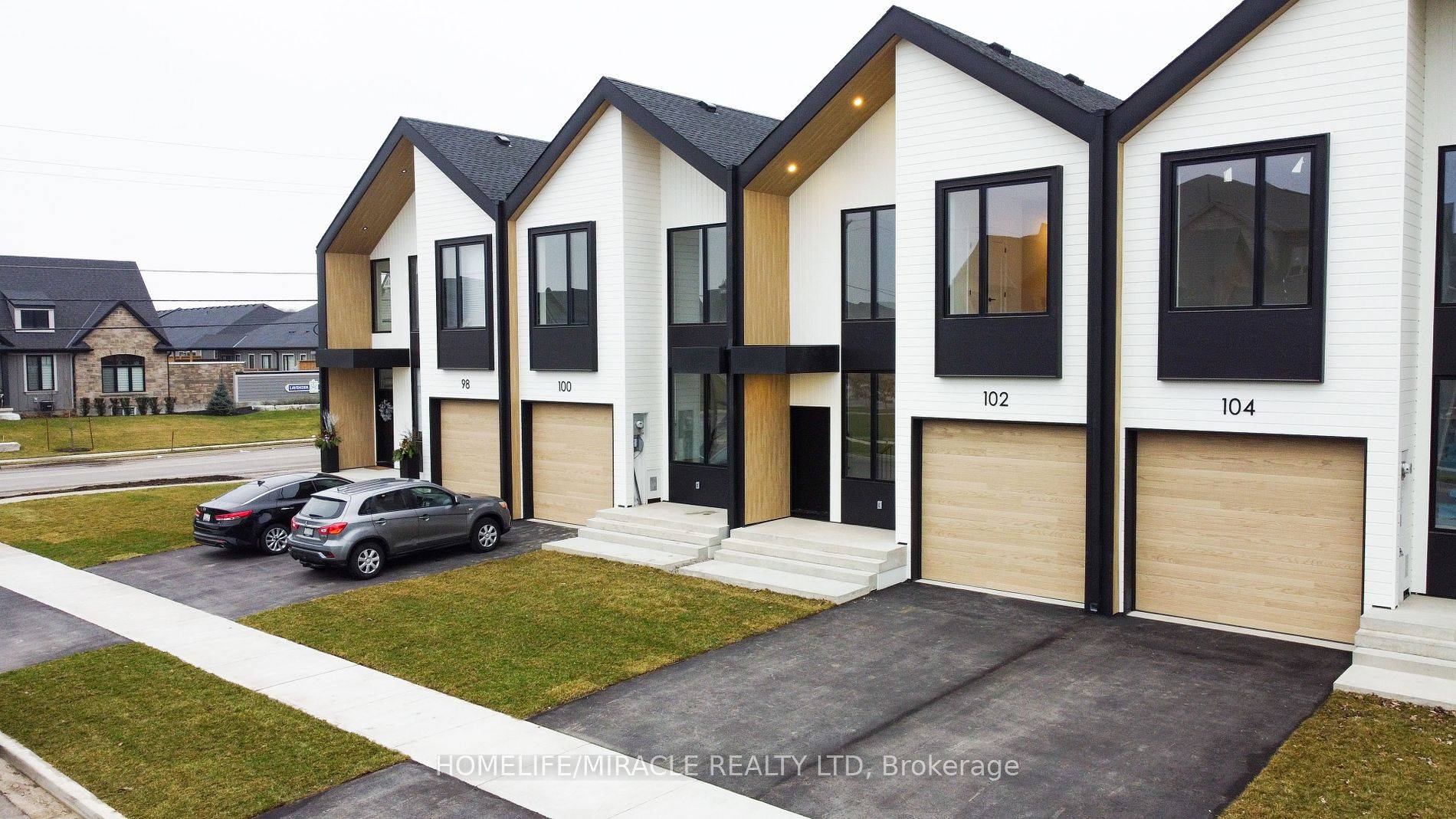 Welcome to this brand new never lived 3 bedrooms townhouse located in a brand new subdivision in the most desirable town of Fonthill.