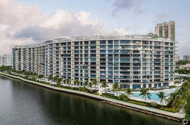 Rare 4 bed 5. 5 bath flow through residence at Echo Aventura one of Aventura's most coveted waterfront addresses.
