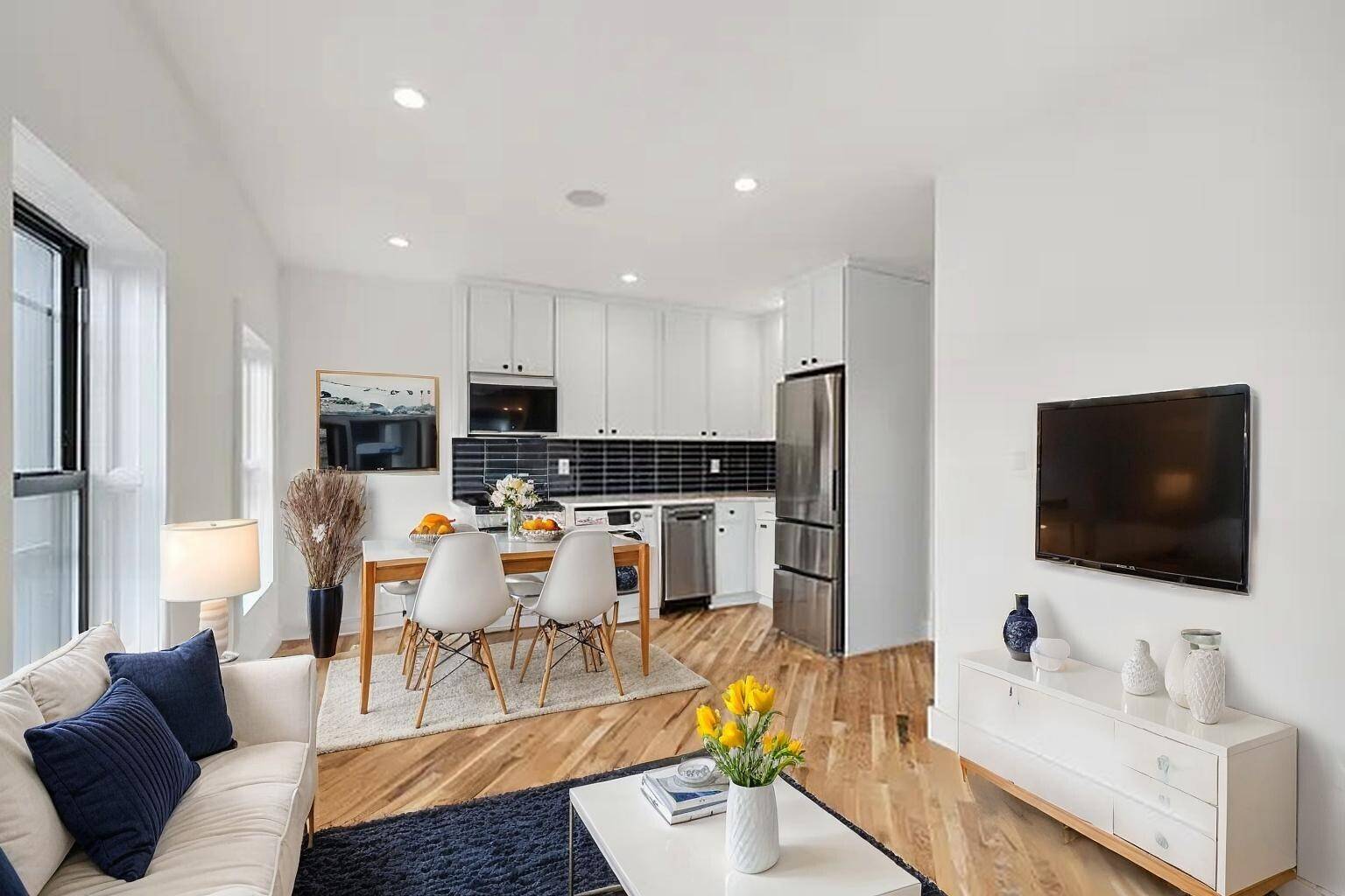 Welcome to Apartment 2 at 157A Madison Street !