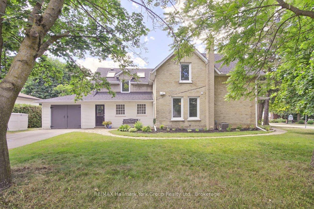 Stunning Century Home Triplex in the Heart of Old Newmarket !