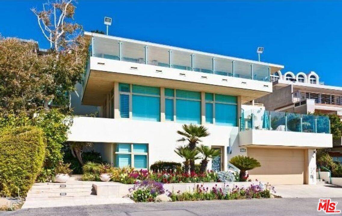 31709 SEA LEVEL DR 6BR Malibu La