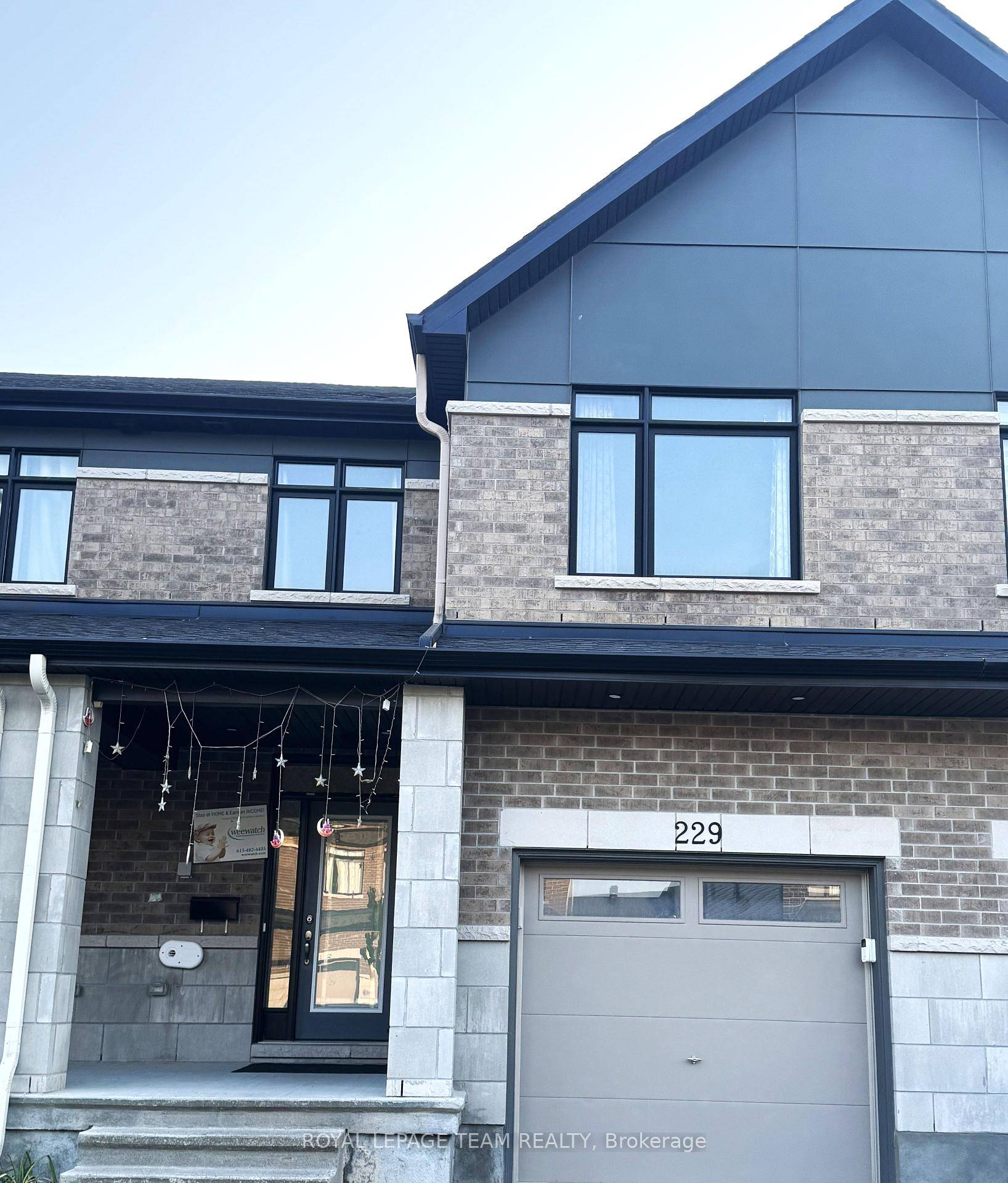 Beautiful and well maintained freehold townhome featuring 4 spacious bedrooms and 2.