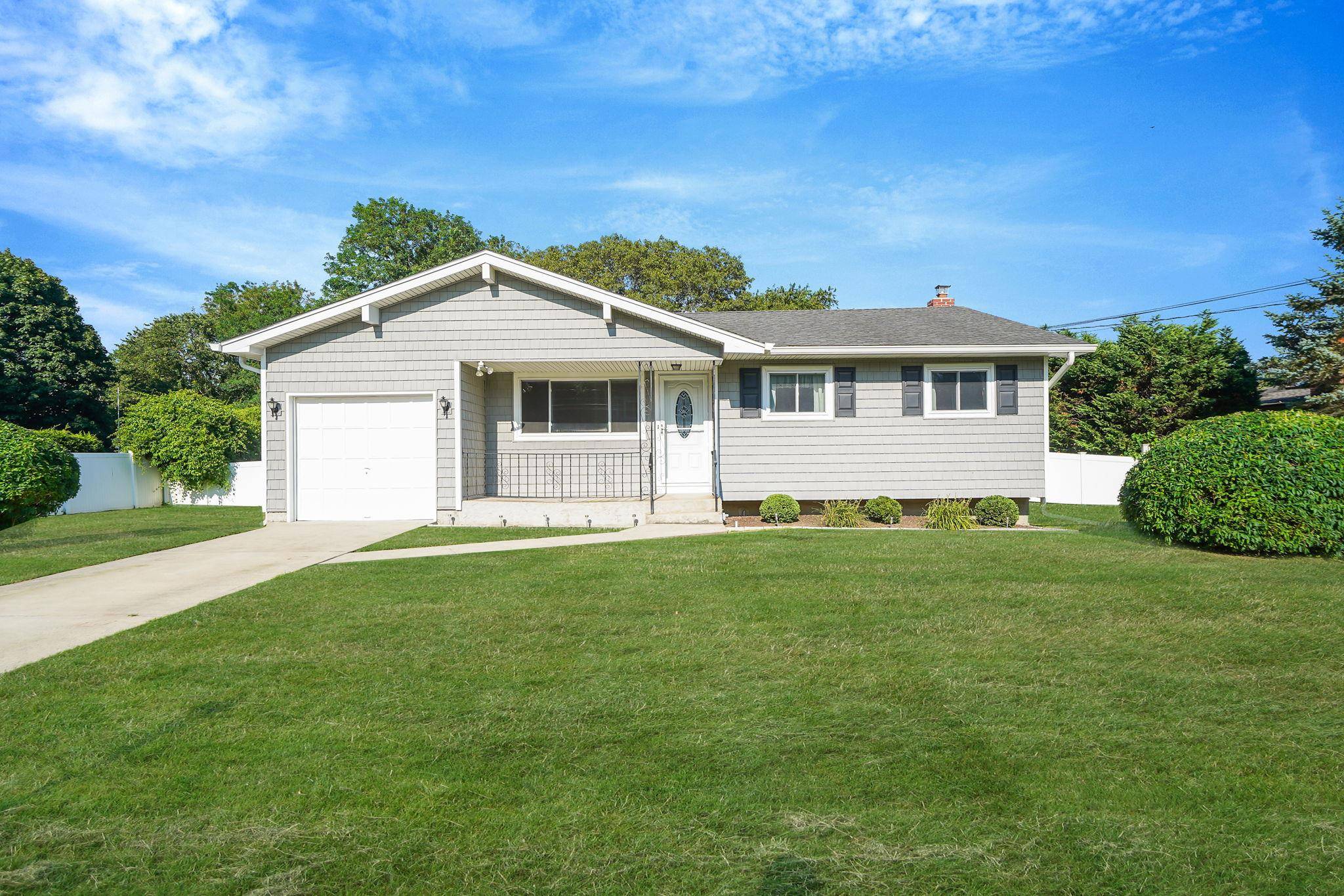 Welcome home to this beautifully maintained 3 bedroom, 1.