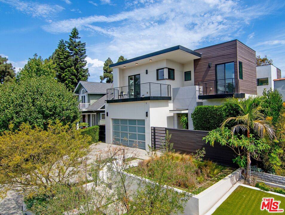 362 N Norton Ave 3BR Mid Wilshire La