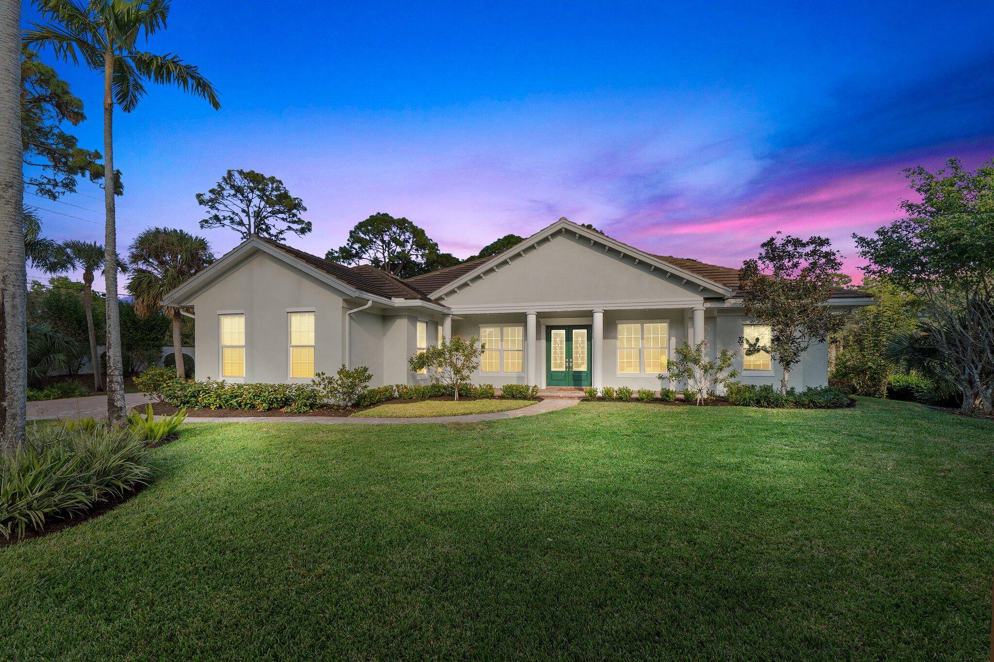 Discover Your Dream Home in Willoughby Golf Club !
