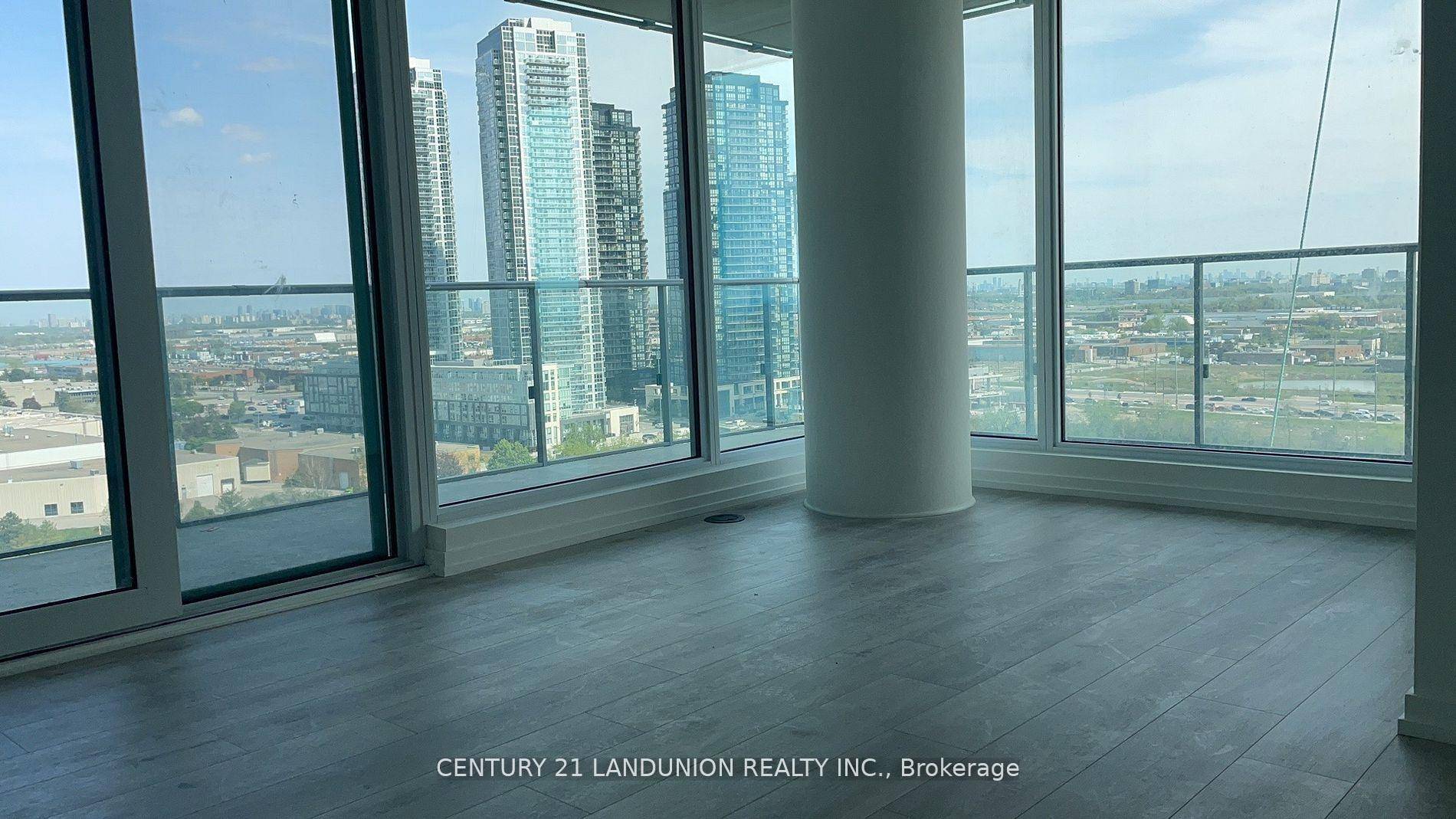 Gorgeous Unit At Transit City 5 In The Heart Of Vaughan !